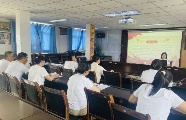 劉總講黨課截圖.jpg